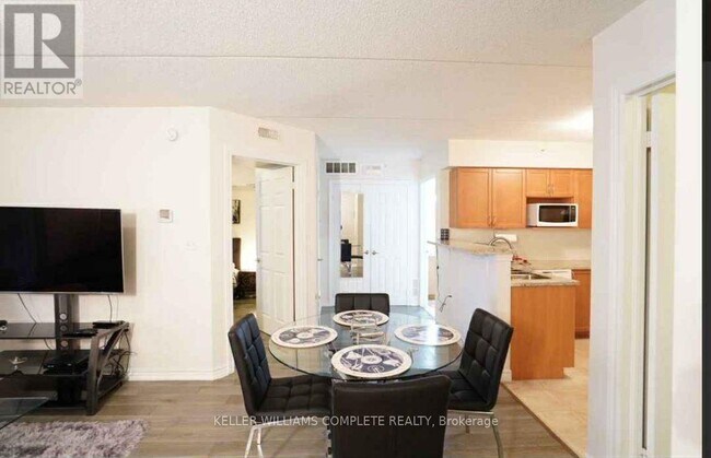 Photo du bâtiment - 1340 Main St E