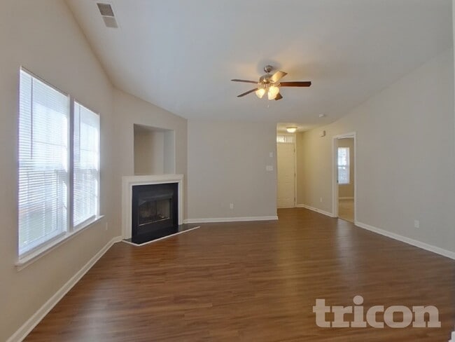 Building Photo - 2856 Oasis Ln