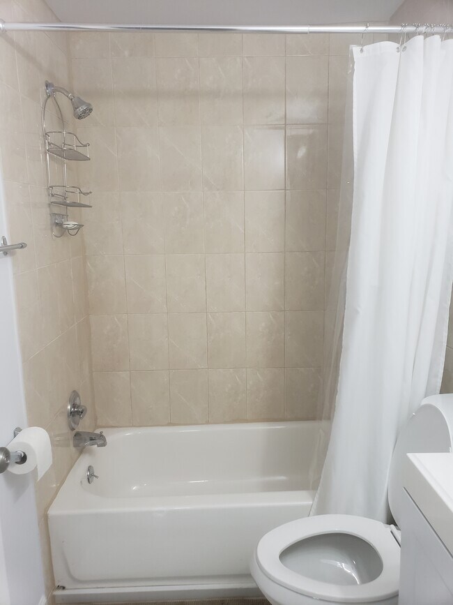 Foto del edificio - 7508 Tarpley Dr