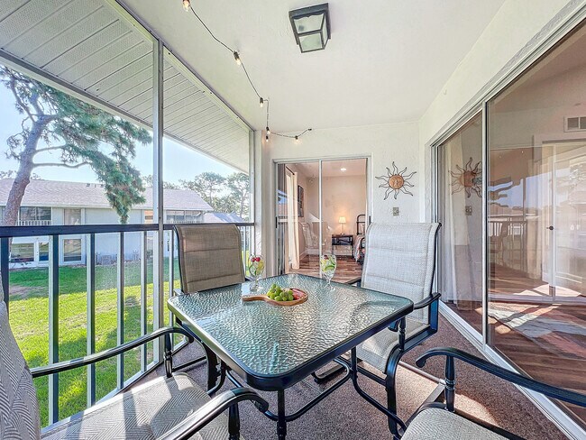 Foto del edificio - 1407 Pine Lake Dr