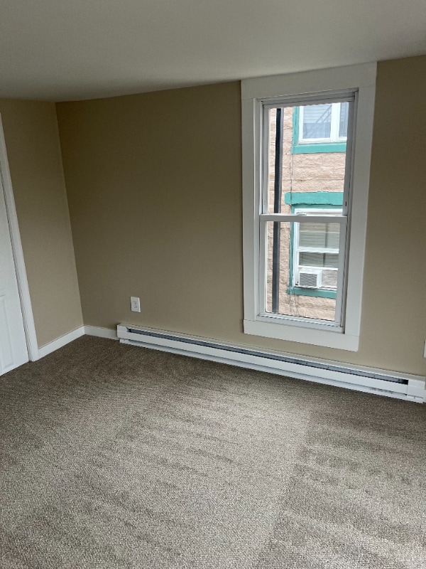 Foto del edificio - 205 E 2nd St