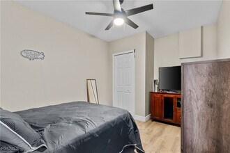 Building Photo - 4524 20th St SW