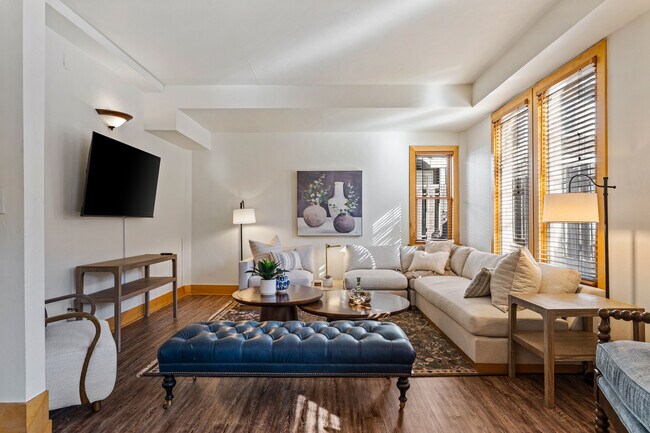 Foto del edificio - 1488 Park Ave