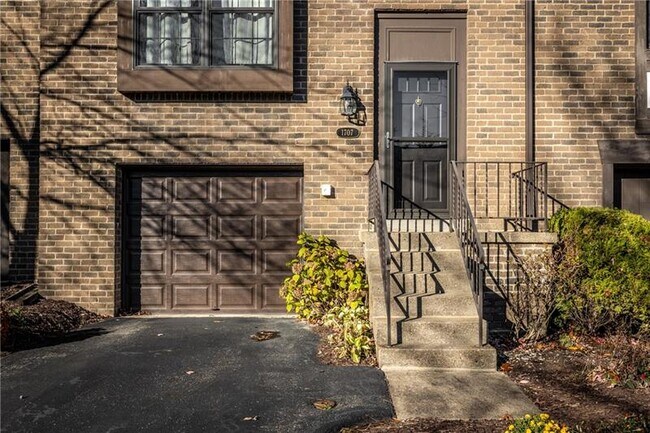 Foto del edificio - 1707 St James Pl