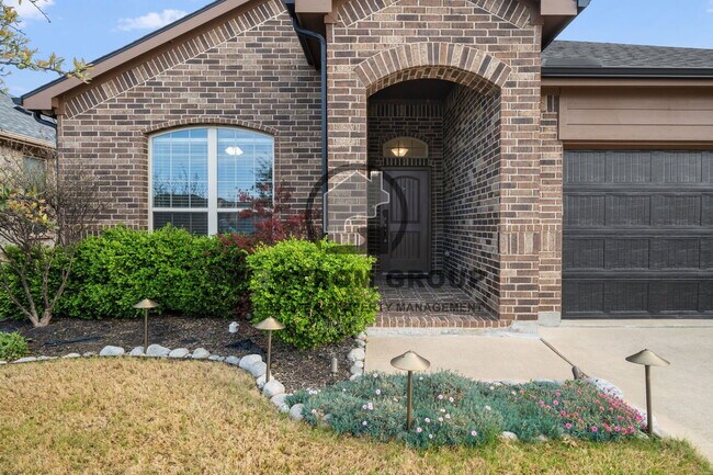 Foto del edificio - 1036 Cushing Dr