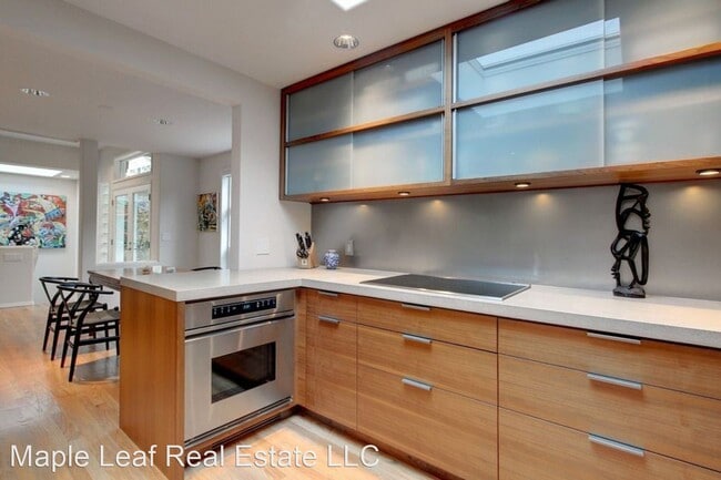 Building Photo - 3 br, 3.5 bath House - 11307 100th Ave Ne