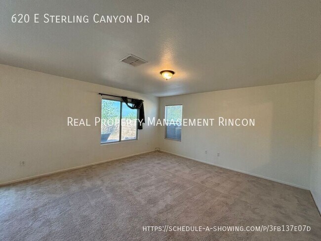 Foto del edificio - 620 E Sterling Canyon Dr