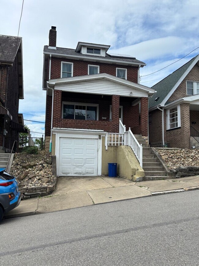 Foto del edificio - 3 Bedroom Home - Pittsburgh!