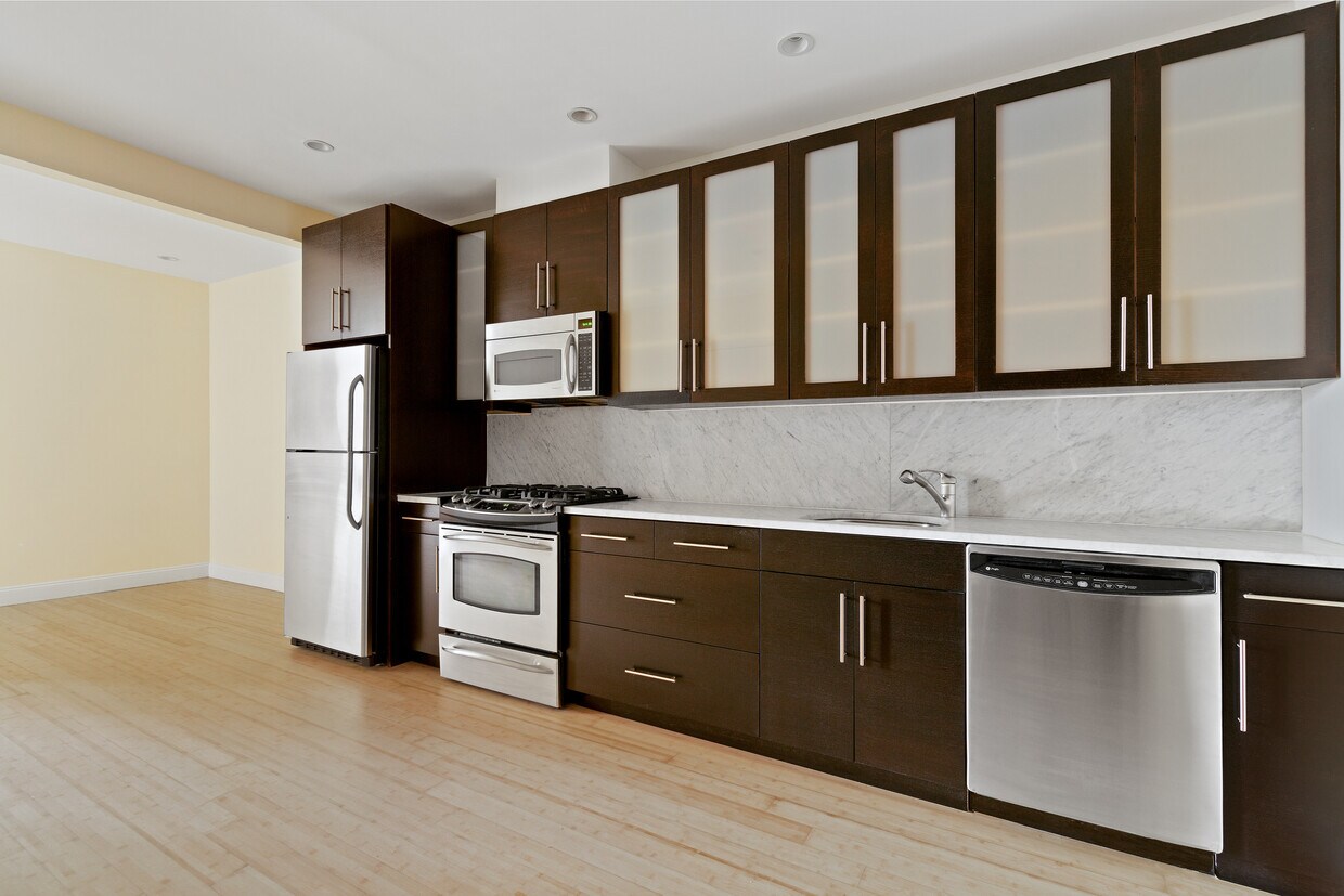 35 Mcdonald Ave Unit 1 A Brooklyn Ny 11218 Condo For Rent In Brooklyn Ny Apartments Com