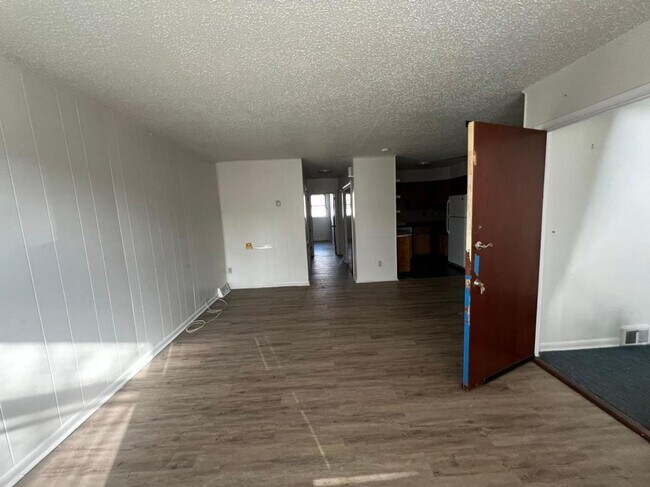 Foto del edificio - 4039 Balwynne Park Rd