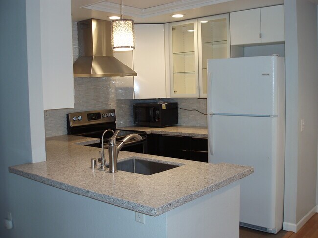 Foto del edificio - 2020 Camino De La Reina