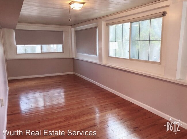 Foto del edificio - 3 br, 1.5 bath House - 2102 Broadway St