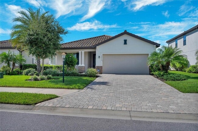 Photo - 17010 Blue Rdg Pl House