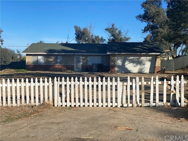 Primary Photo - 31576 Meadow Blossom Rd
