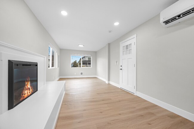 Foto del edificio - 1412 23rd St NE