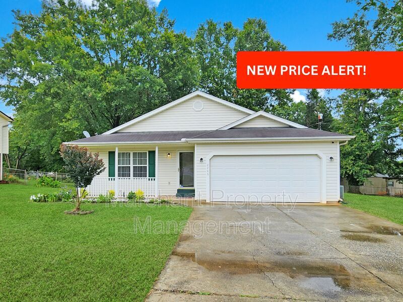 Foto principal - 2206 Old Williamston Rd