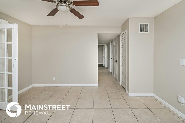 Foto del edificio - 4317 W Bay Ave
