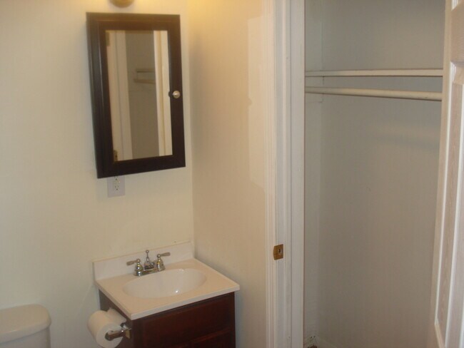 201.918.9573 - 630 Bergen Ave