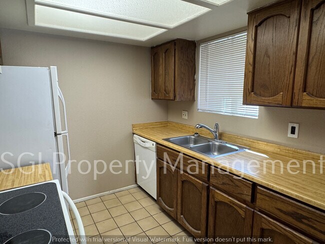 Foto del edificio - 3131 W Cochise Dr