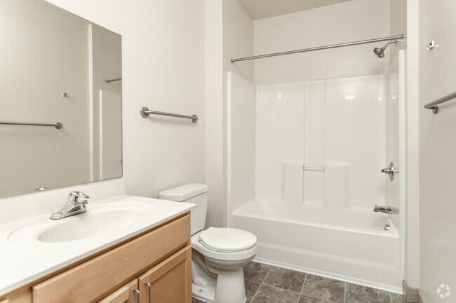 2BR, 2BA - 997 SF - Metro Lofts