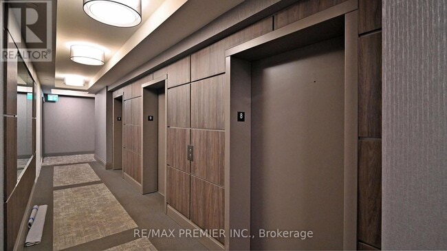 Building Photo - 15 Lynch St