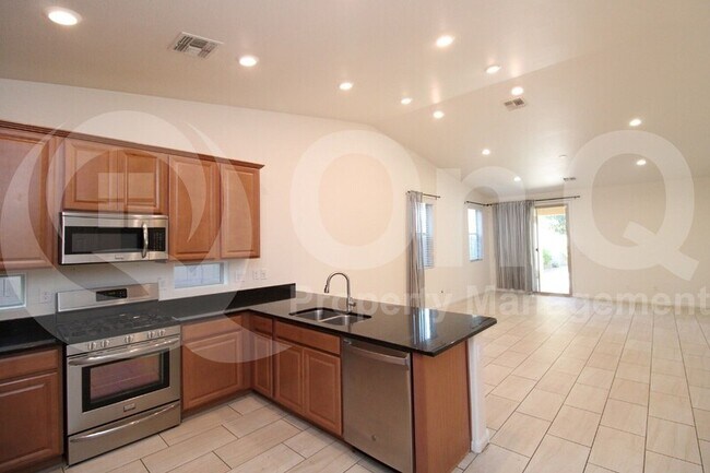 Building Photo - 3270 S Santa Rita Way