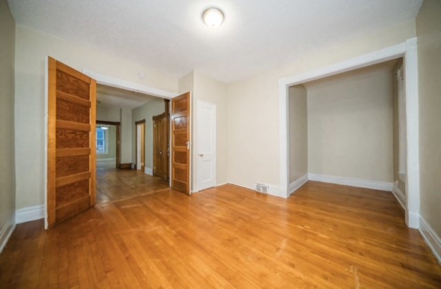 Foto del edificio - 701 N Bedford St