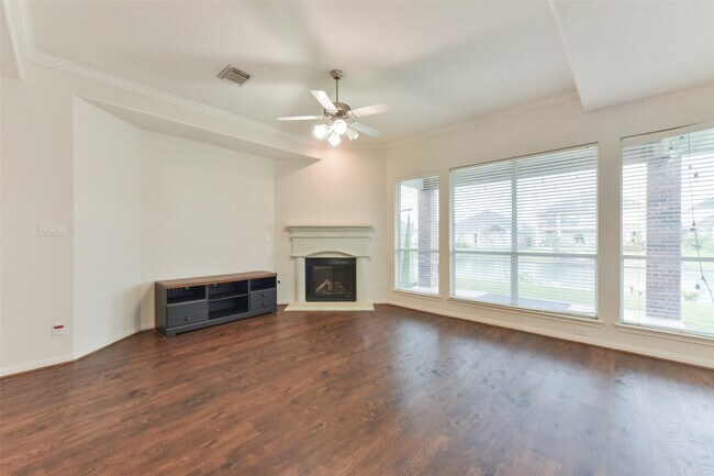 Foto del edificio - 18111 Blues Point Dr