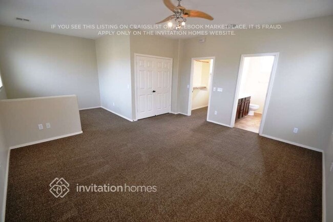 Building Photo - 4406 W Hasan Dr