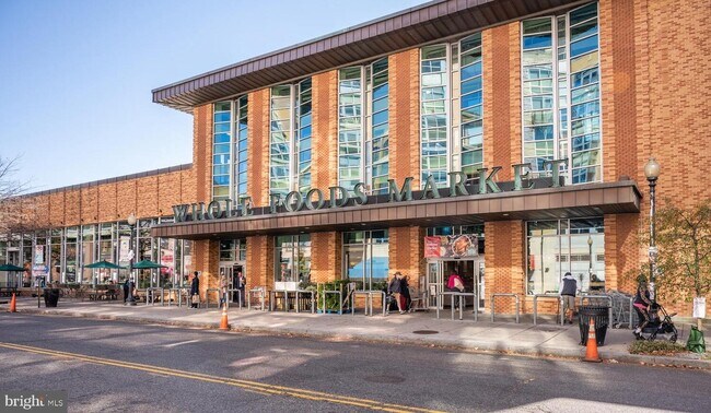 Foto del edificio - 1420 N St NW