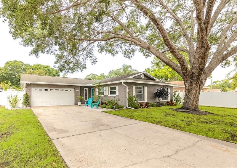 Foto principal - 1590 Dinnerbell Ln E