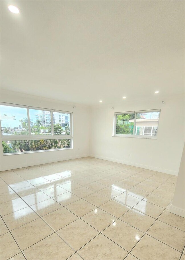 Foto del edificio - 1020 94th St