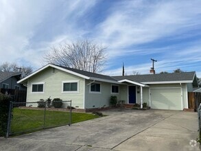 Building Photo - 8157 Basswood Way