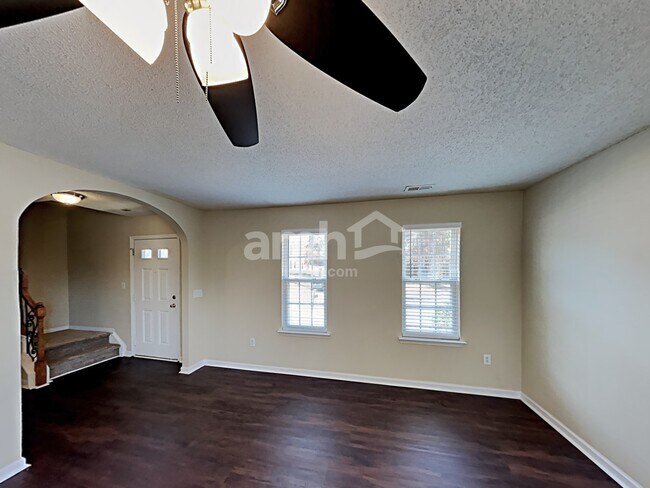Building Photo - 4524 Fawn Glen Drive