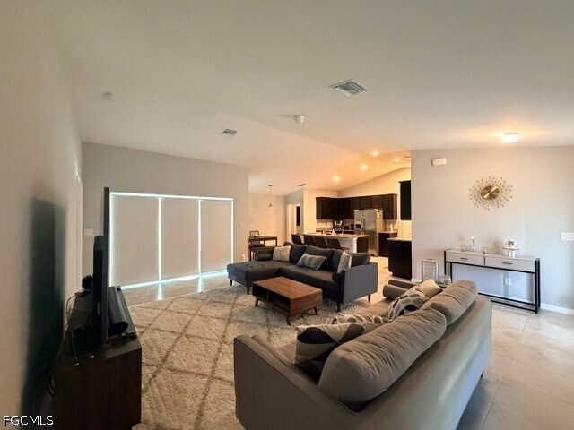 Foto del edificio - 1220 NE 11th Terrace