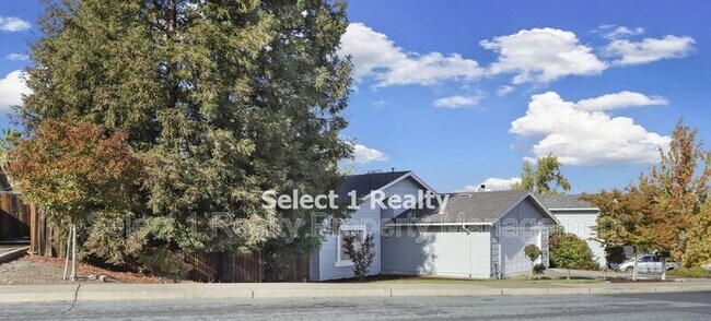 Building Photo - 4066 S Royal Links Cir