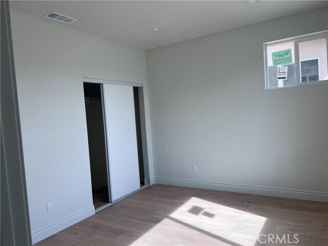 Foto del edificio - 611 1/2-W 1/2 W 215th St