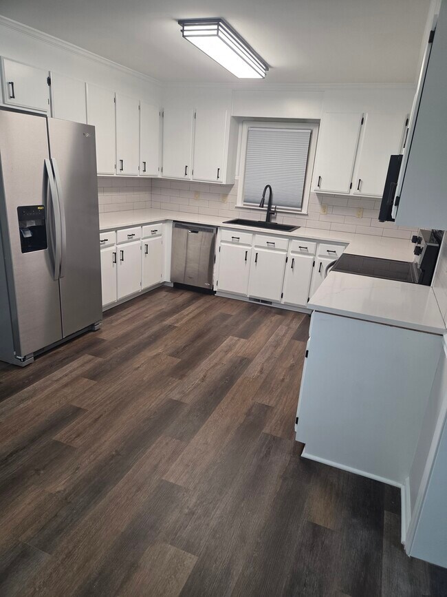 Foto del edificio - 103 Candystick Cir