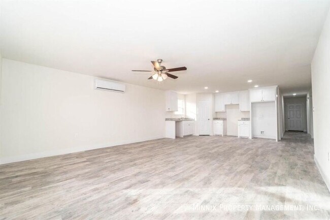 Foto del edificio - 1519 E 14th St
