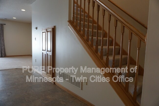 Foto del edificio - 6376 Upper 13th St N