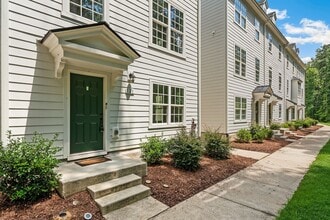 Building Photo - 121 Callowhill Ln