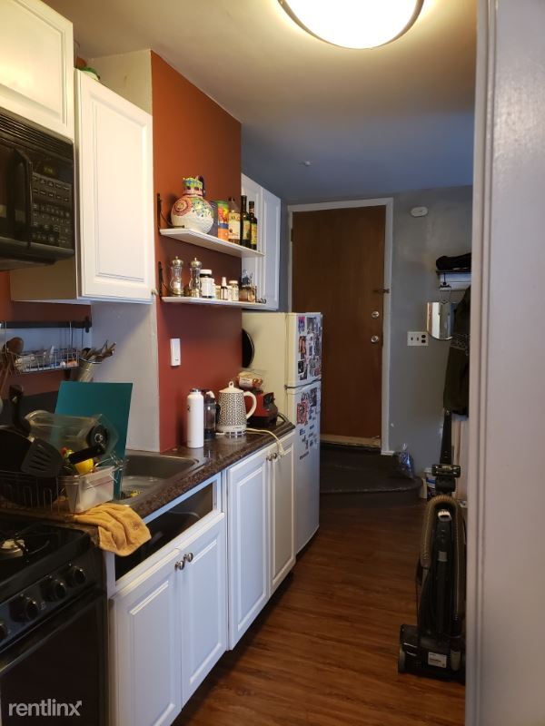 Primary Photo - 324 N 18th St