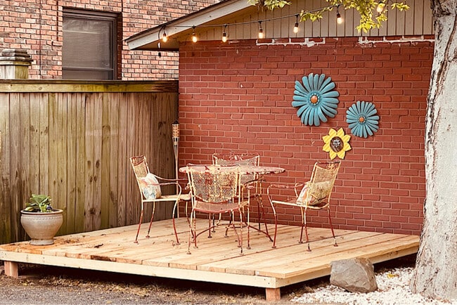 Building Photo - 621 W Daisy L Gatson Bates Dr