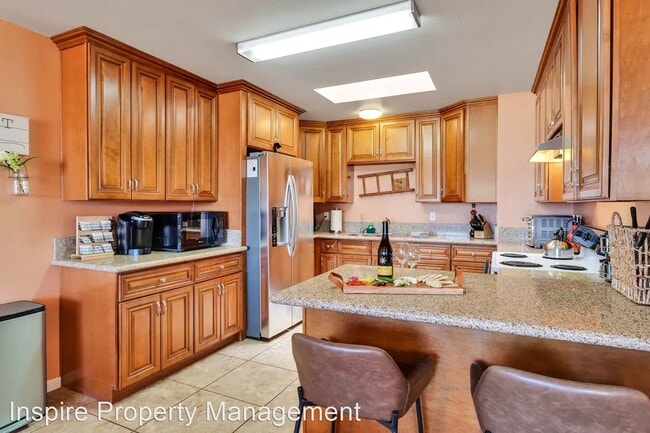 Building Photo - 3 br, 2 bath House - 1525 Dakota Lane