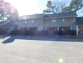Building Photo - 1509 College Way