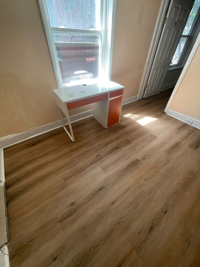 Foto del edificio - 3215 Summer St