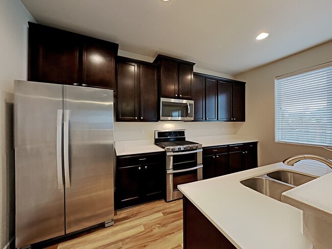 Foto del edificio - 9011 NE 165th Ave