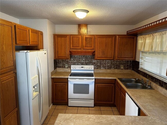 Building Photo - 7107 Arab Ct