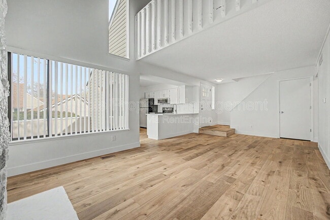 Building Photo - 2439 S Xanadu Way