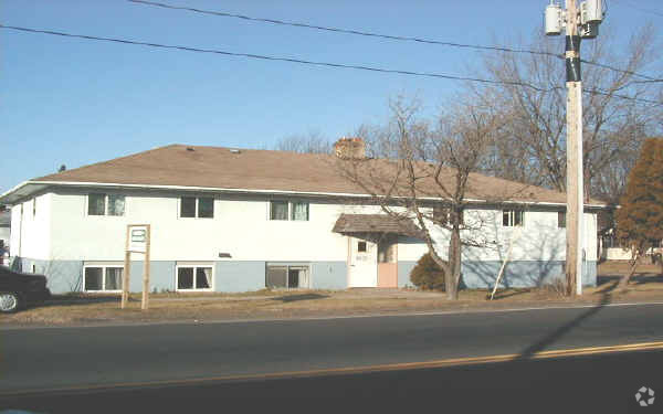 Building Photo - Division Street Apartments